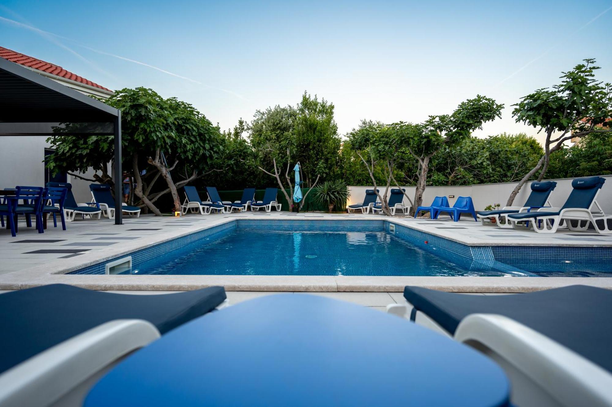 Adorami Apartments Baška Екстериор снимка