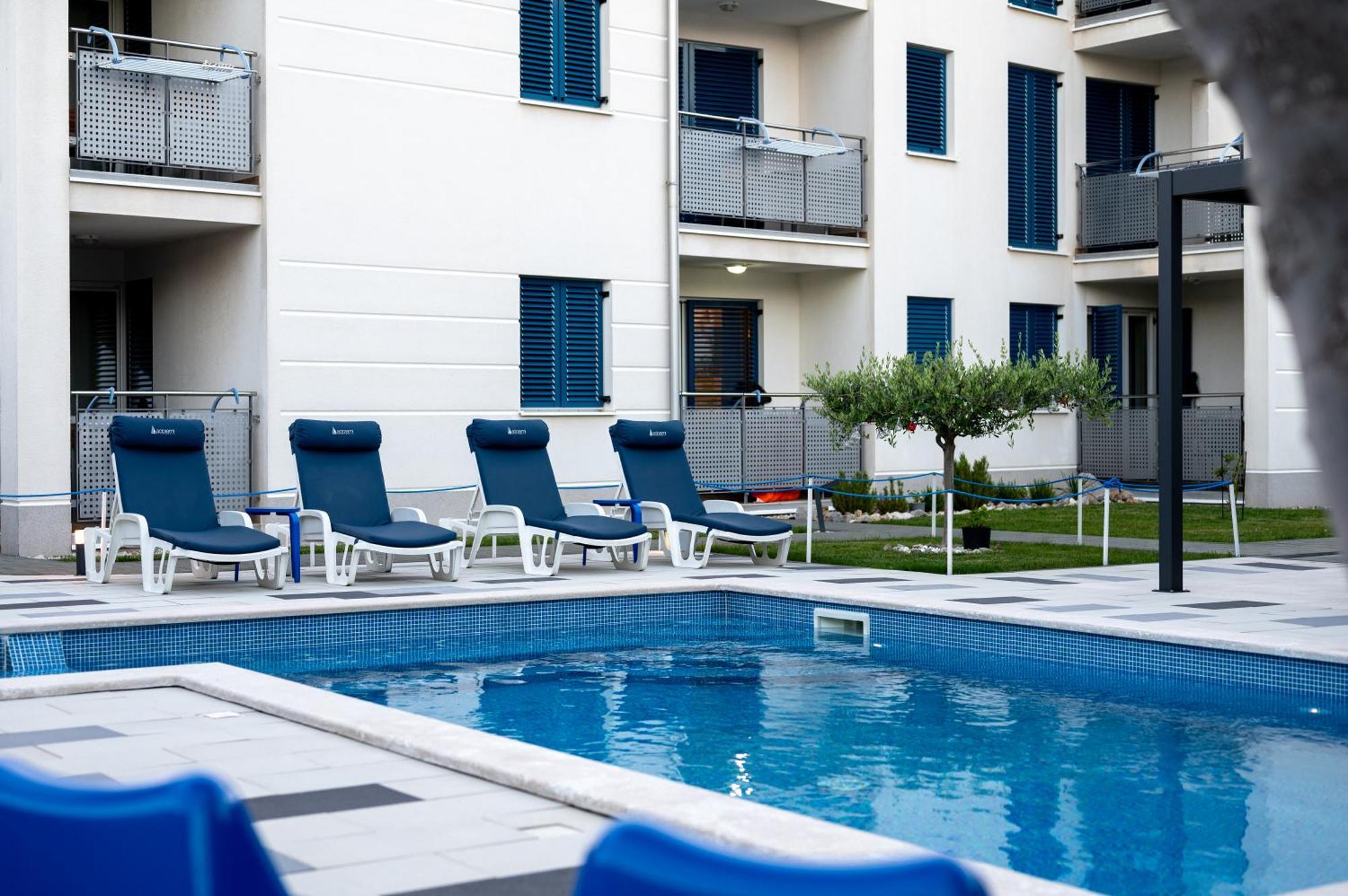 Adorami Apartments Baška Екстериор снимка