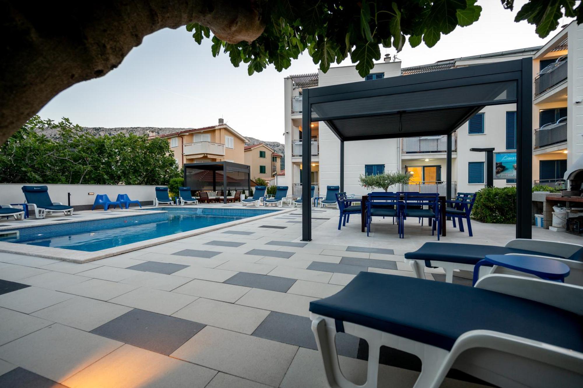 Adorami Apartments Baška Екстериор снимка