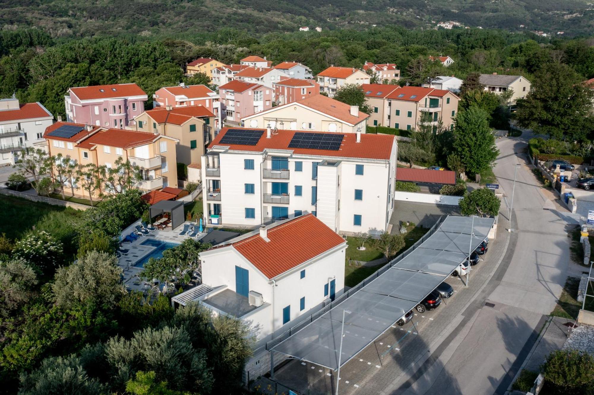Adorami Apartments Baška Екстериор снимка